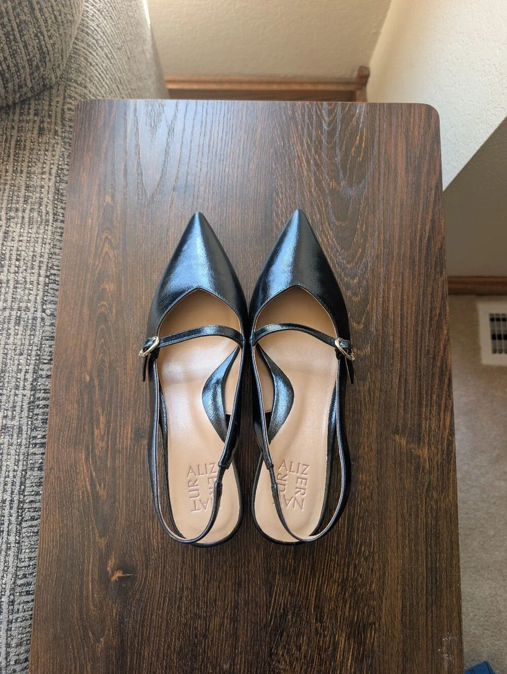 Naturalizer Grayson Black Faux Leather Slingback Kitten Heel Dress Shoes
